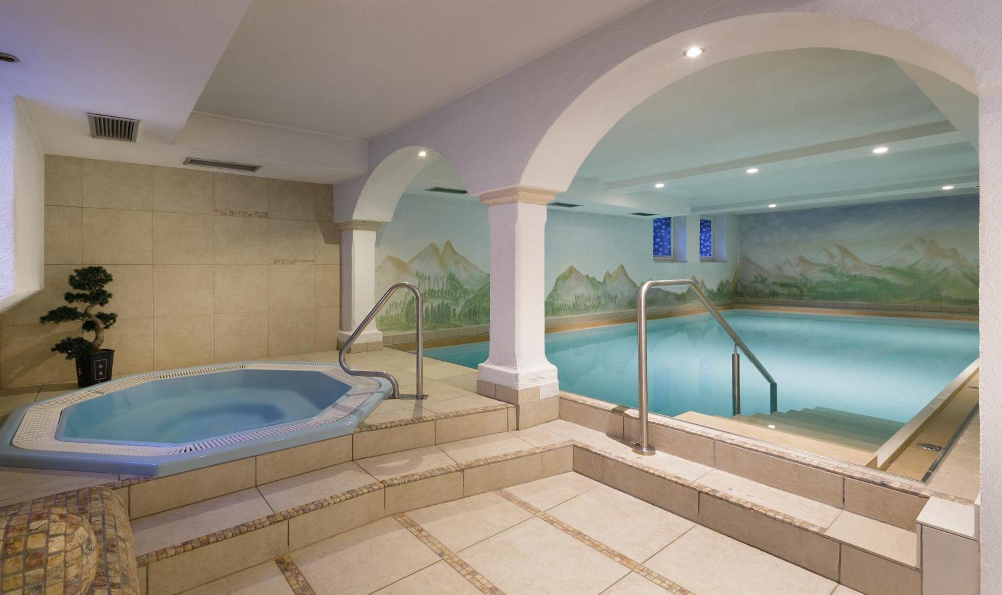 Hotel Bergland Кадипьетра Экстерьер фото