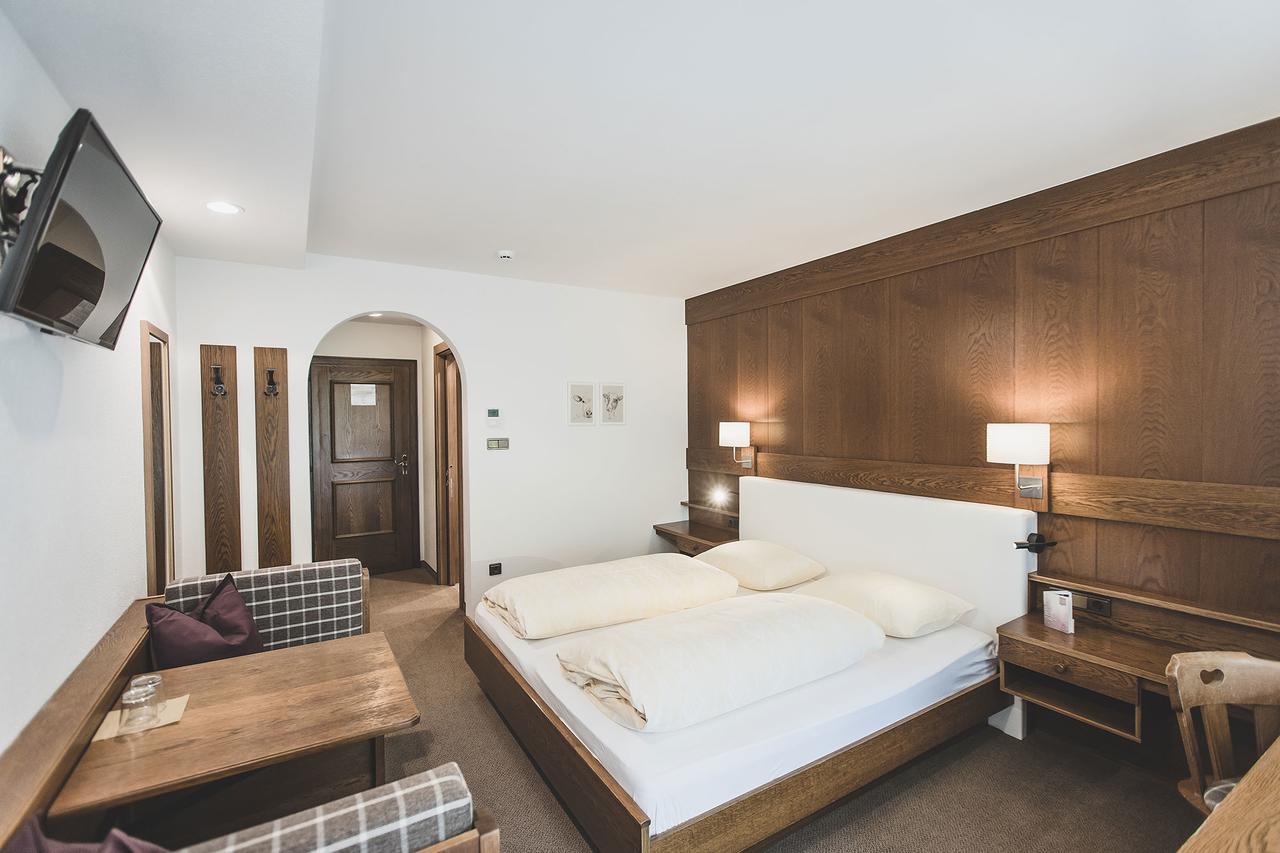 Hotel Bergland Кадипьетра Экстерьер фото